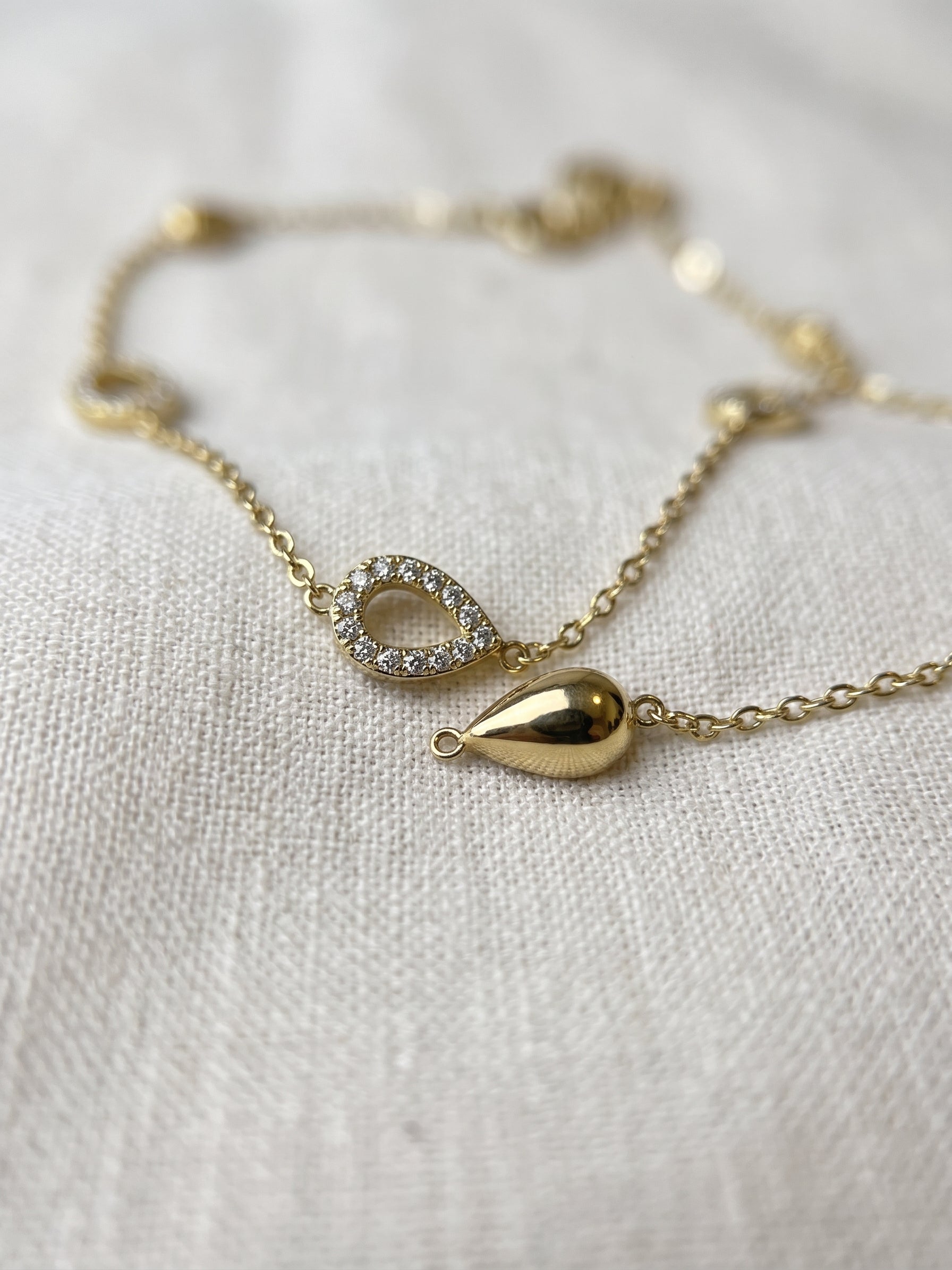 Alia — Collier Y Cascade Dorée