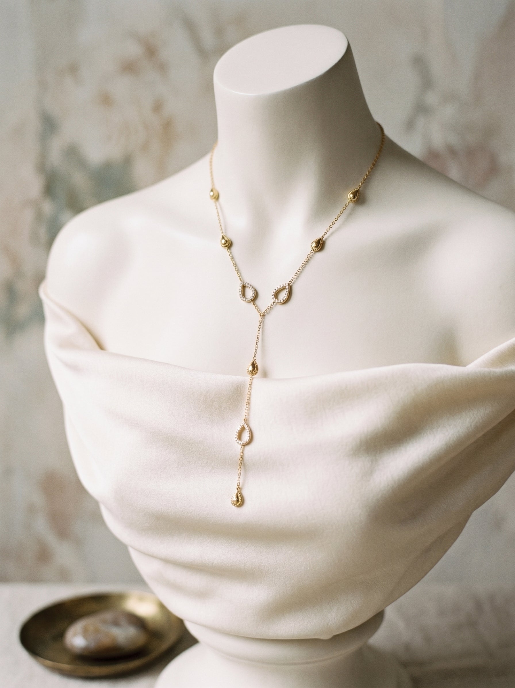 Alia — Collier Y Cascade Dorée